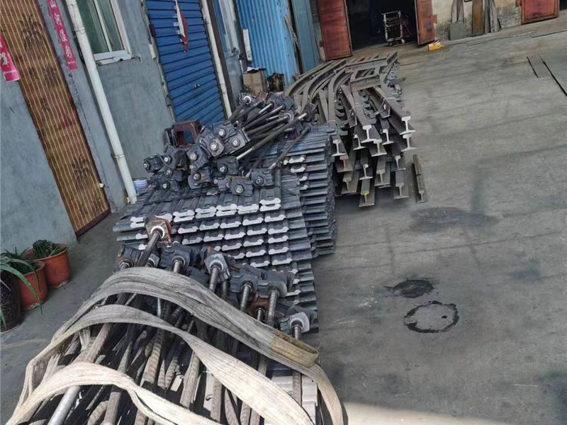 铁路配件